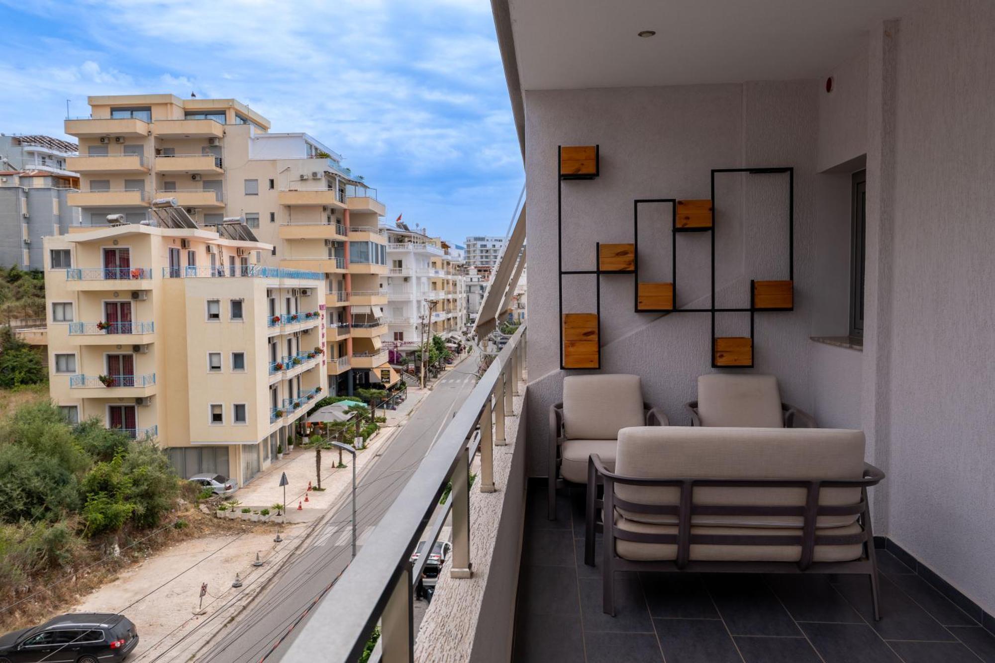 Franklin Rooms Sarandë Exteriör bild