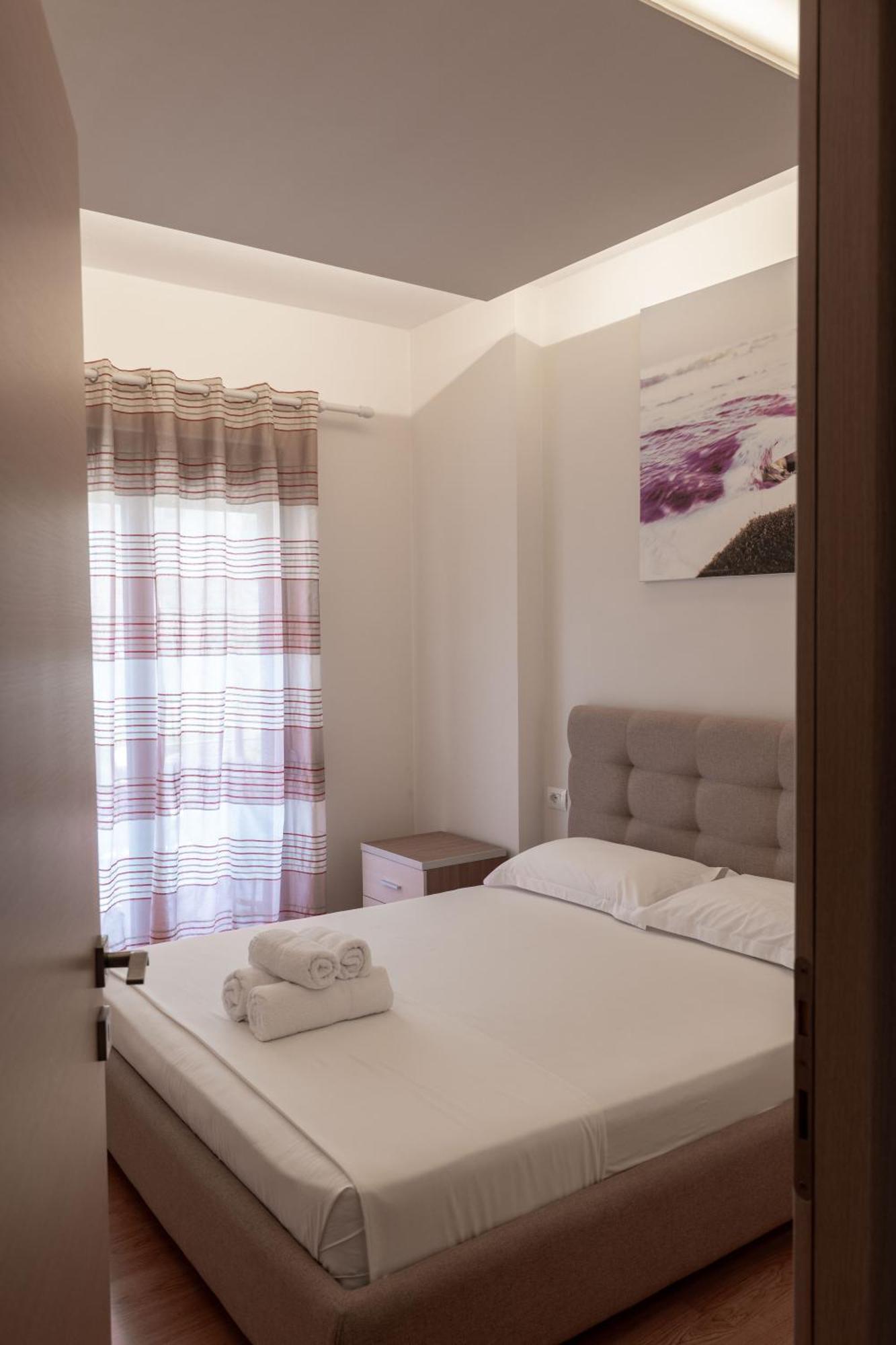 Franklin Rooms Sarandë Exteriör bild