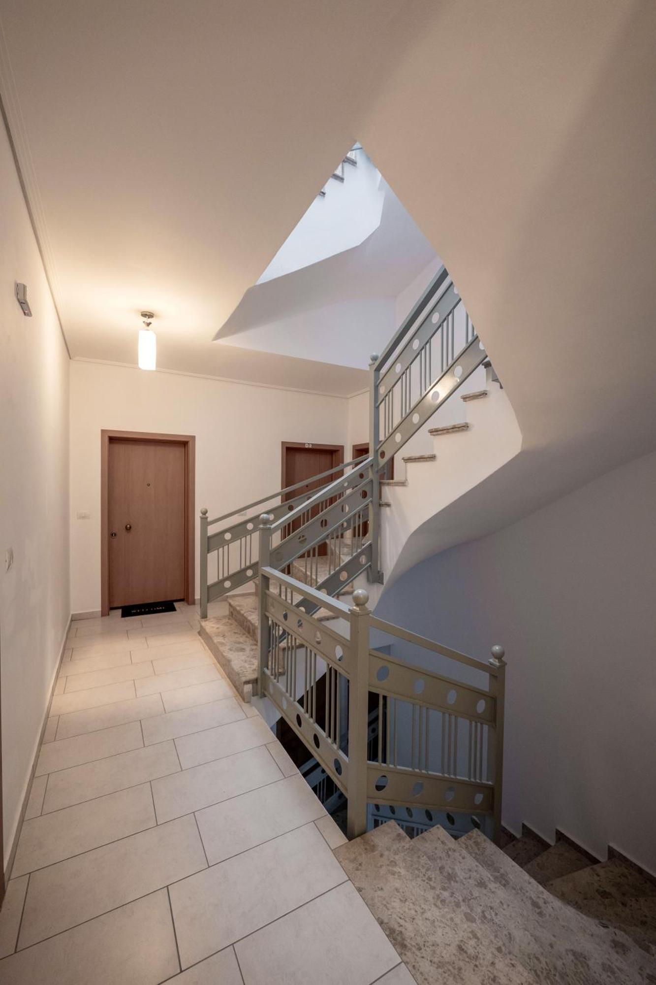 Franklin Rooms Sarandë Exteriör bild