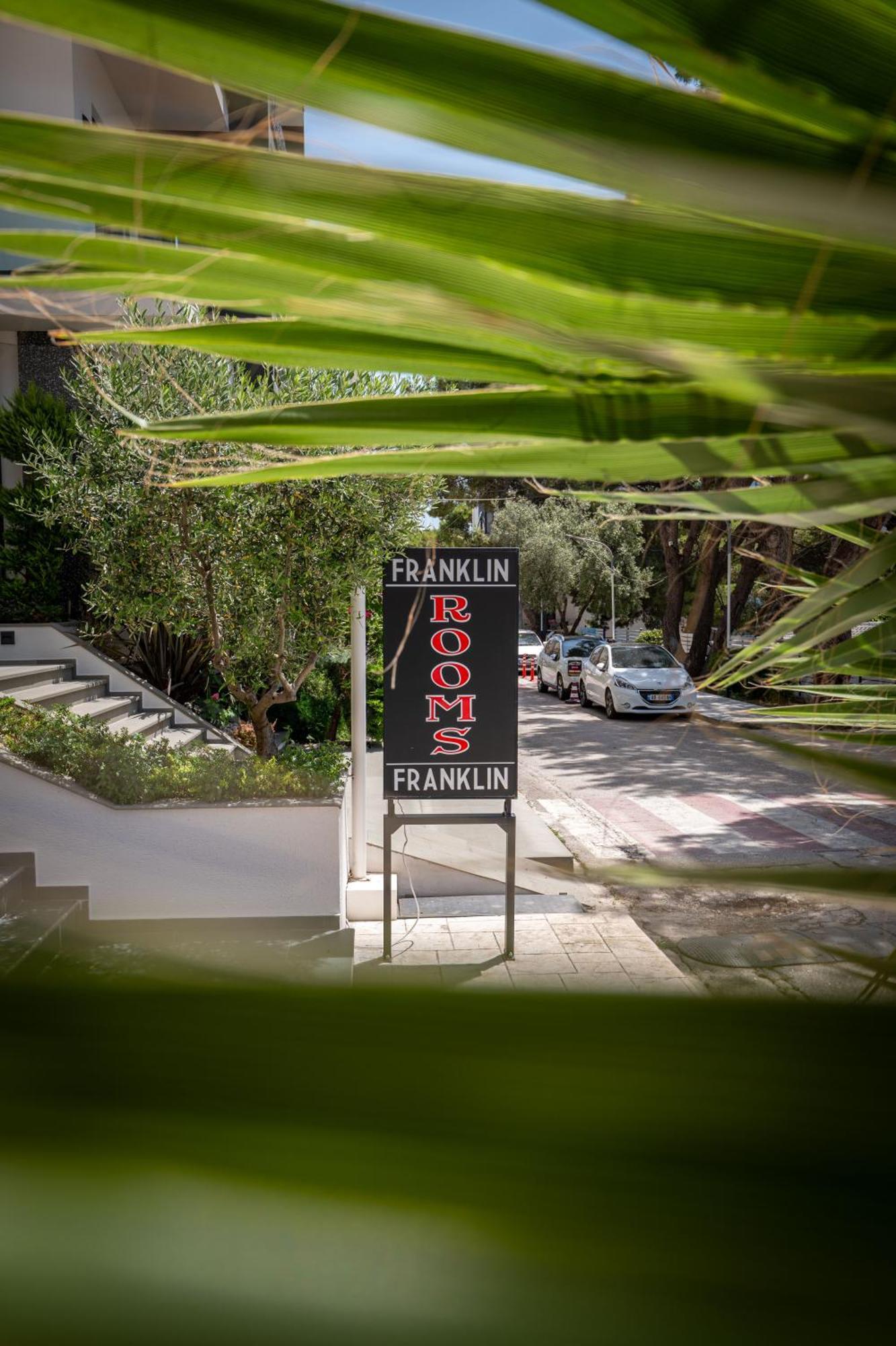 Franklin Rooms Sarandë Exteriör bild